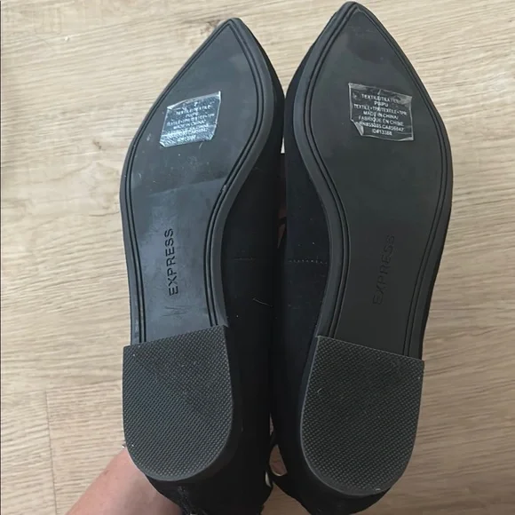 Beautiful EXPRESS Women's Black Lace-Up Ballet Flats - Picture 5 of 9